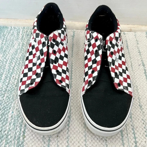 Vans checkered black red white shoes youth size 7 No Laces - Picture 3 of 15